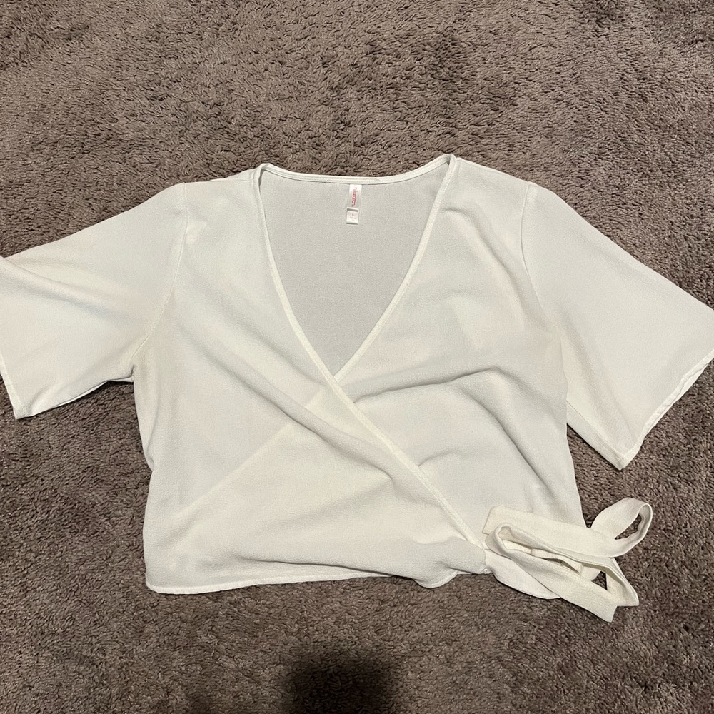 White V Neck Crop Top with adjustable tie front.